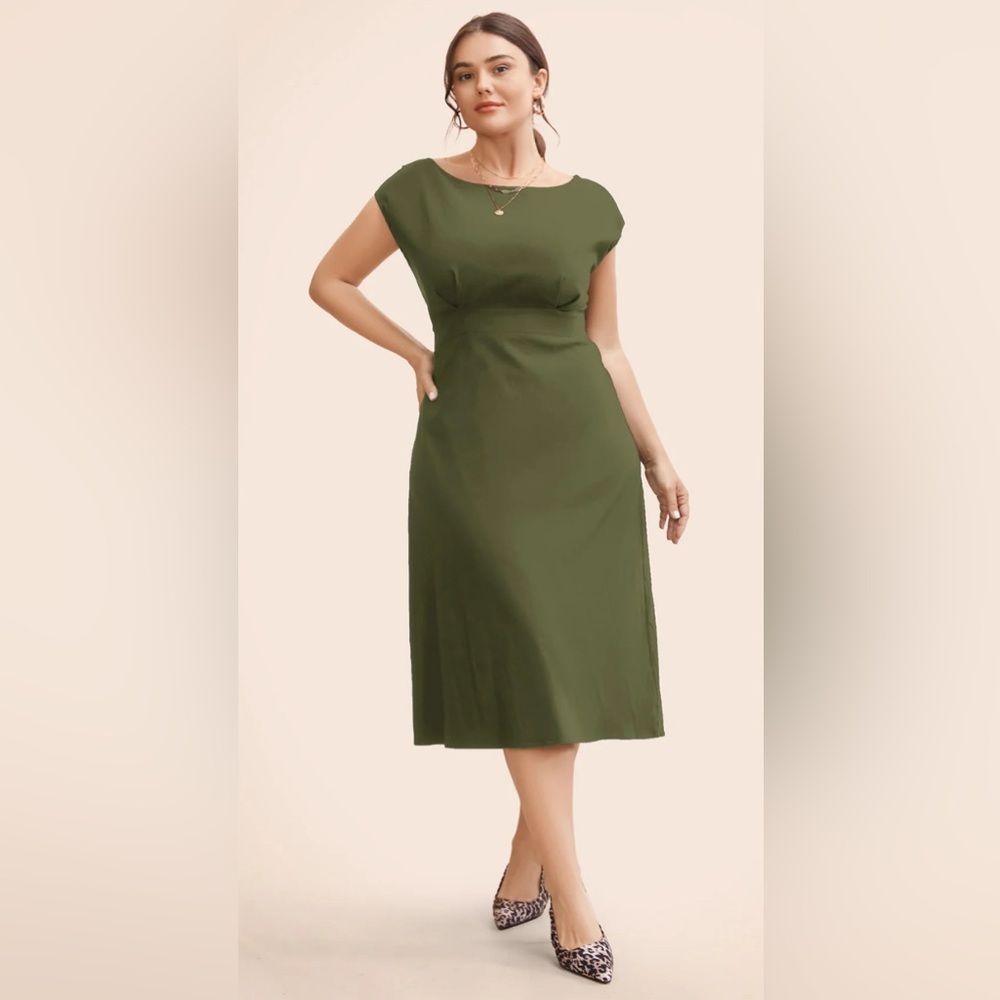 BLOOMCHIC Olive Midi Dress 14-16 NWT